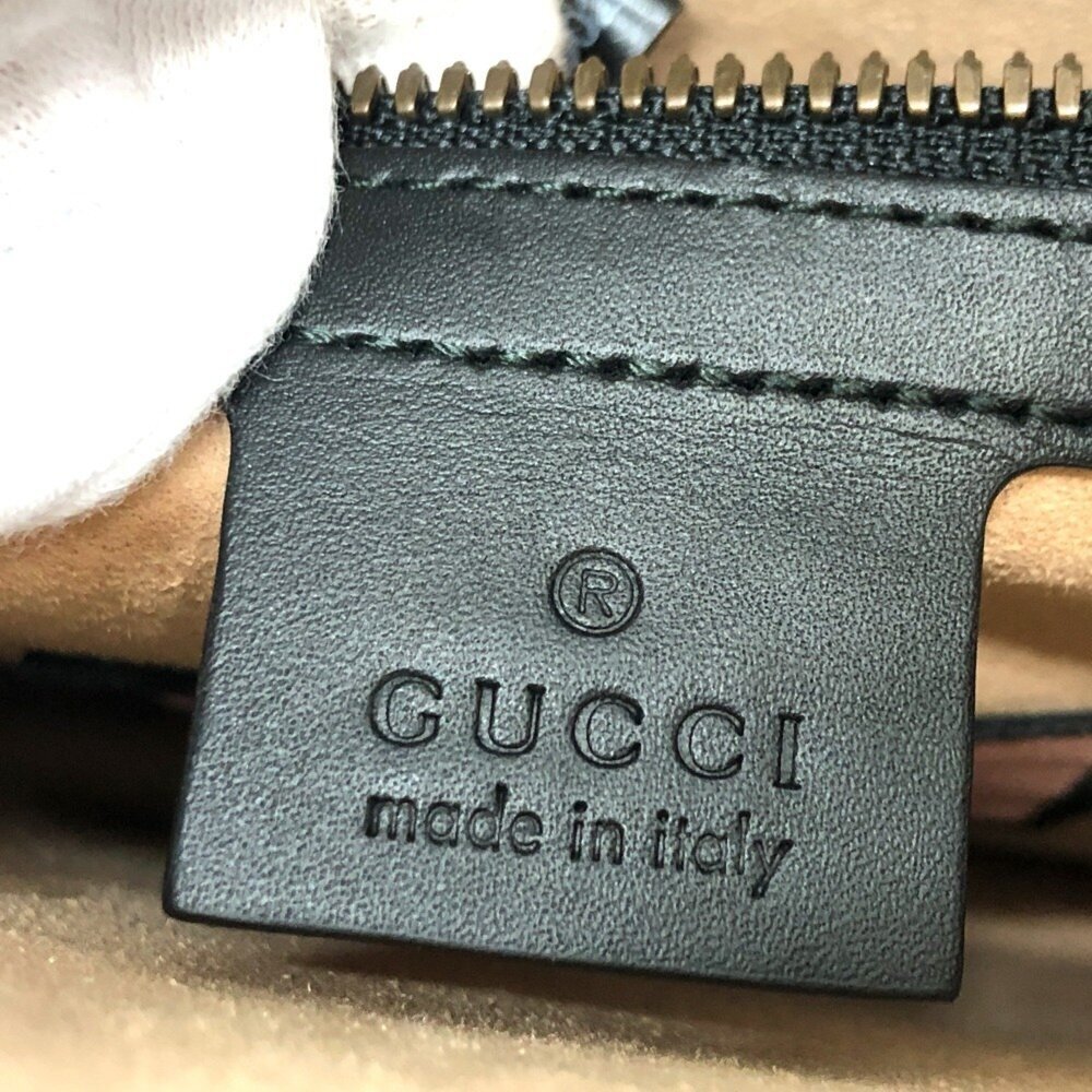GUCCI Authentic Black Leather Shoulder Bag - Picture 16 of 16